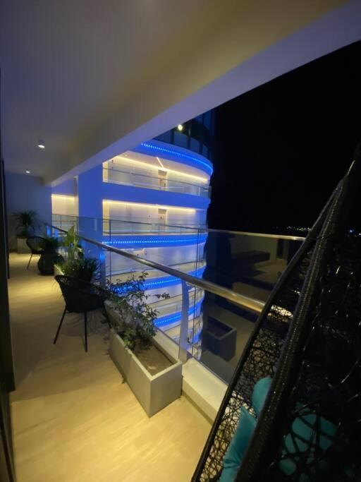 Citadines Seaview Duplex Apartment Ha Long Exterior photo