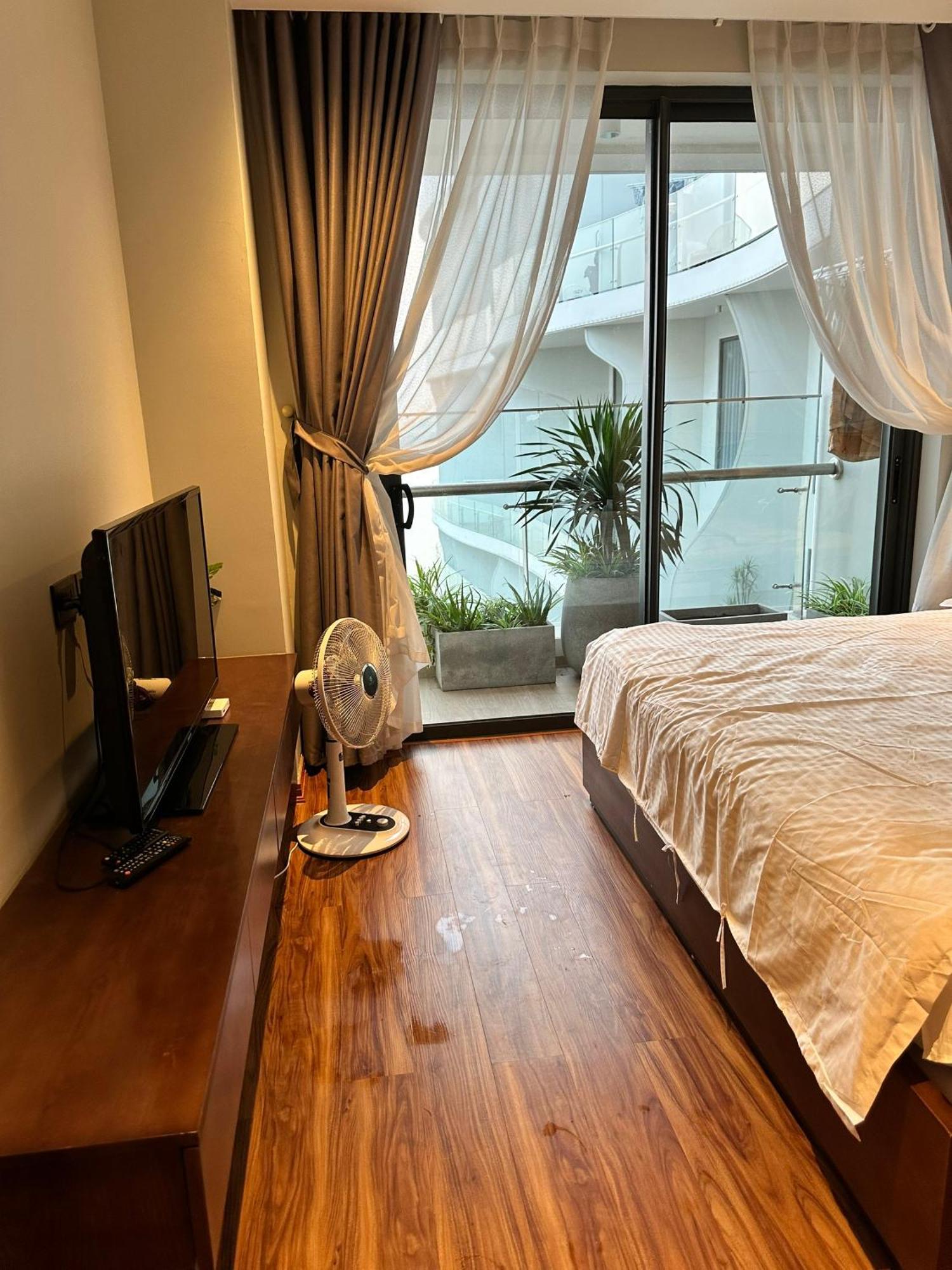 Citadines Seaview Duplex Apartment Ha Long Exterior photo